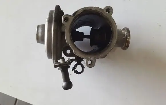 BMW X5 E70 EGR valve 7804351