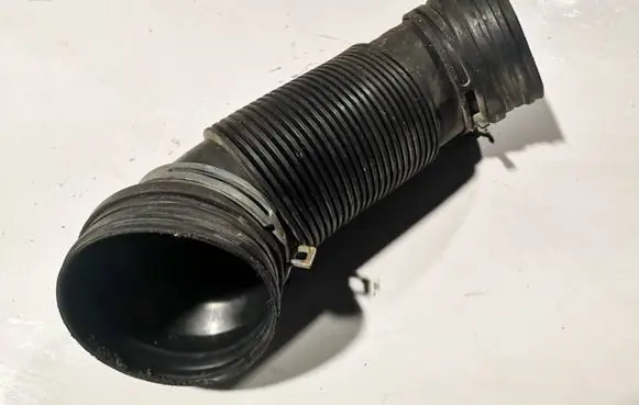 Volkswagen Touran I Air intake hose/pipe 1k0129684 446149
