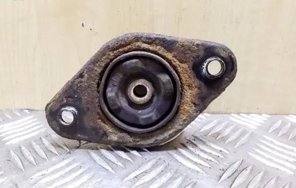 KIA Sportage Front shock absorber mounting bracket 