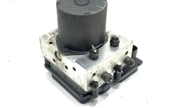 BMW 5 E60 E61 ABS Pump 6768910
