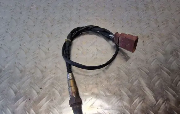 Volkswagen PASSAT B5 Lambda probe sensor 058906265C