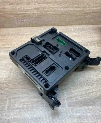 Volkswagen Sharan Fuse module 7M3962258S S110730300J