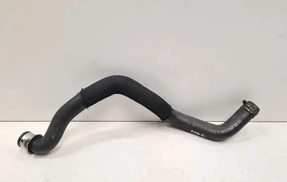 Mercedes-Benz C W204 Engine coolant pipe/hose A2045010982