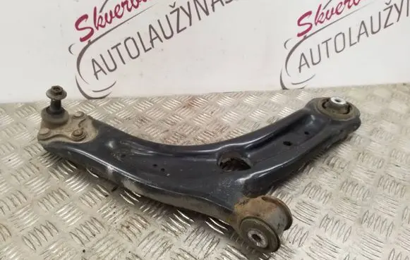 Volkswagen PASSAT B8 Front lower control arm/wishbone