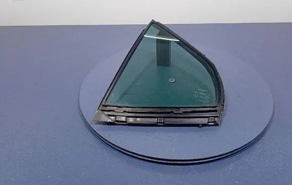 Toyota Camry Rear door window glass