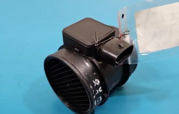 Opel Zafira A Mass air flow meter 5WK9606 IMPRK1588624
