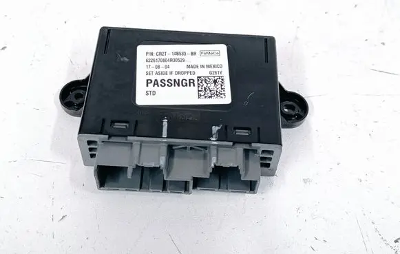 Ford Fusion II Door control unit/module GR2T14B533BR