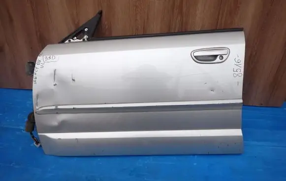Subaru Outback Front door