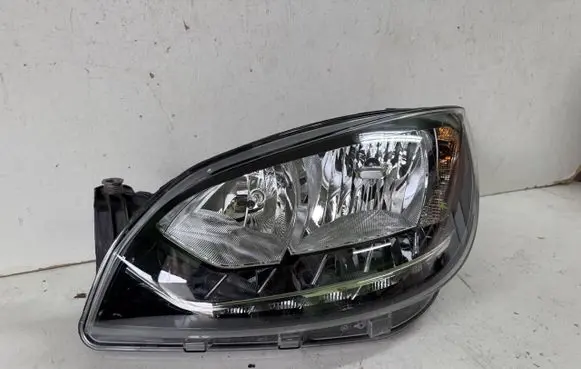 Skoda Citigo Headlight/headlamp