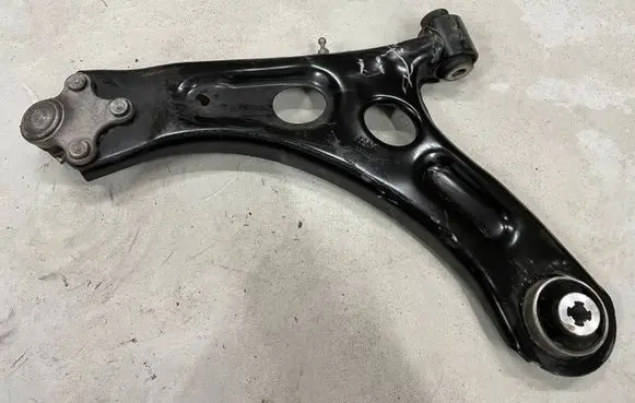 Opel Corsa F Front lower control arm/wishbone 13332209021 4721sr