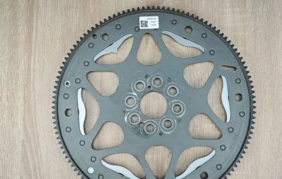 BMW 4 G22 G23 G24 G26 Flywheel 8577213