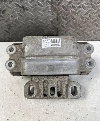 Skoda Octavia Mk2 (1Z) Engine mount bracket 1K0199555BB