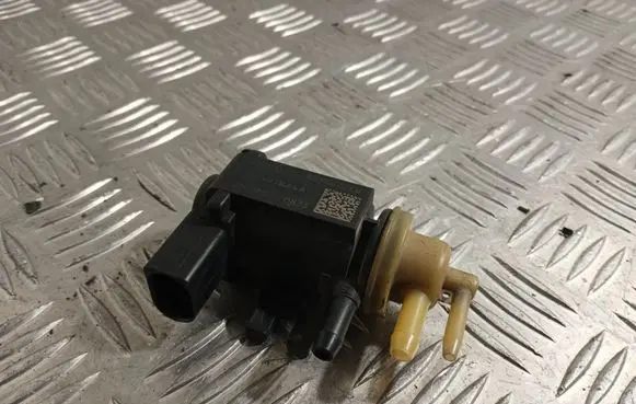 Volkswagen PASSAT B7 Turbo solenoid valve 1K0906627B