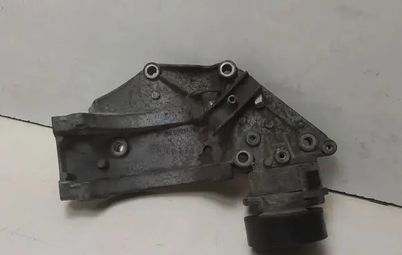 Peugeot 407 Generator/alternator bracket 9650034280