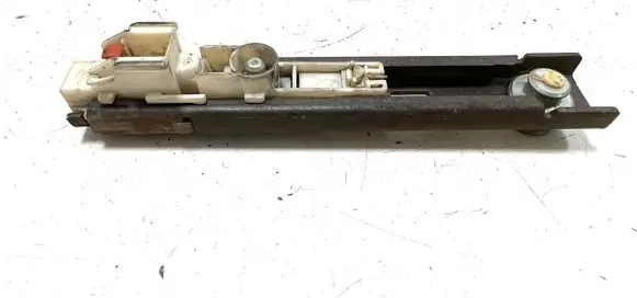 Renault Scenic III - Grand scenic III Seat belt adjustment motor 878240003R 2286545