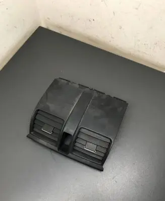 Honda CR-V Dash center air vent grill 77610SWAA013M1 9760M0010 C4642228