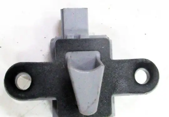 Mercedes-Benz C W204 Airbag deployment crash/impact sensor A2048210651 56054047AB 5WK43902