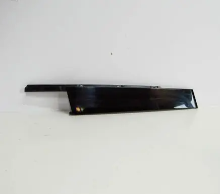 Audi A3 S3 8V Front door glass trim molding 8V5837901