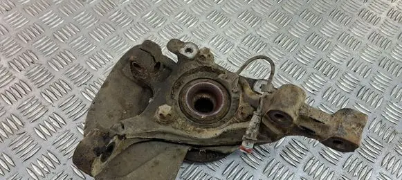 Opel Zafira B Front wheel hub spindle knuckle 