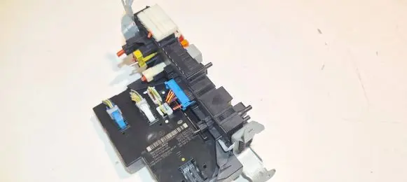 Mercedes-Benz E W212 Fuse module 2129005101 2129016500