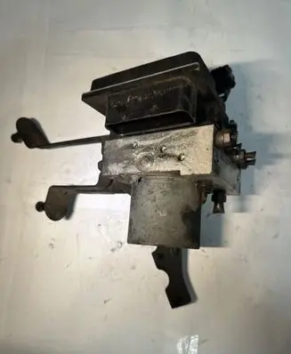 BMW 5 E60 E61 ABS Pump 6758743 0265234134