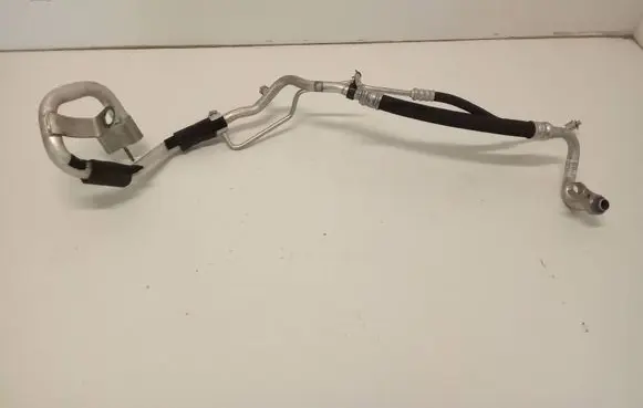 Mercedes-Benz C W205 Air conditioning (A/C) pipe/hose A2058305604