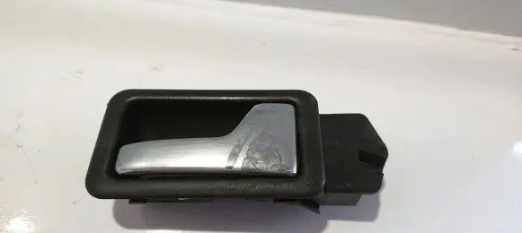 Audi 100 S4 C4 Front door interior handle 893837020