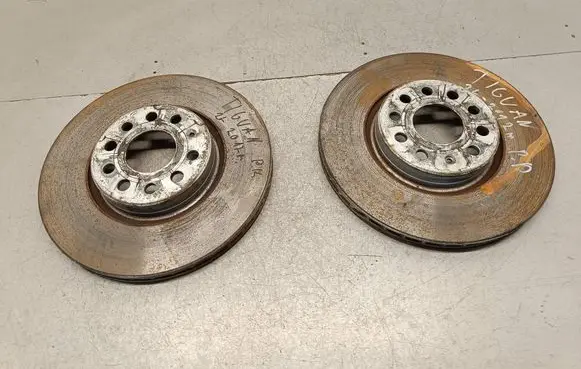 Volkswagen Tiguan Front brake disc