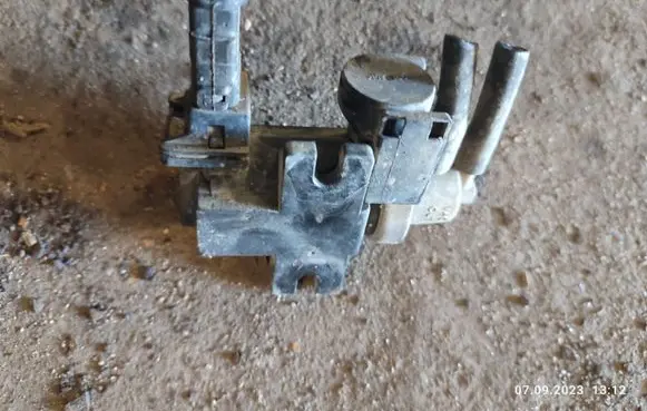 KIA Sorento Turbo solenoid valve 72190316