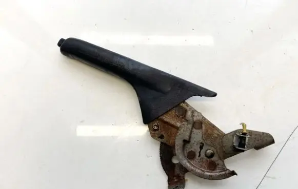 Mazda 323 Handbrake/parking brake lever assembly