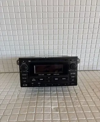 Subaru XV I Radio/CD/DVD/GPS head unit 86201SG420 PF3493