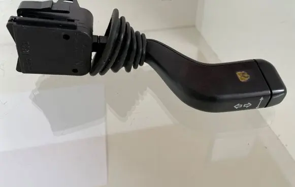 Opel Zafira A Indicator stalk 90560991