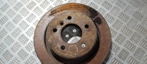 BMW 5 E39 Rear brake disc