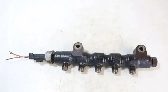 Citroen C4 I Fuel main line pipe 