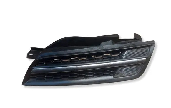 Nissan Micra Front bumper lower grill 716DS3308802LH 18A404B DS3308802