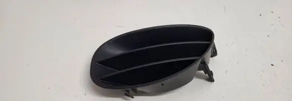 Toyota Yaris Front bumper lower grill 814820D020