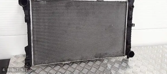Mercedes-Benz CLK A209 C209 Coolant radiator a2035003903