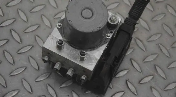 BMW i3 ABS Pump 0265252098 476603EV0E