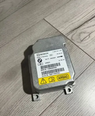 BMW 3 E46 Airbag control unit/module 0285001368 00B1115H0162J 31690549100U