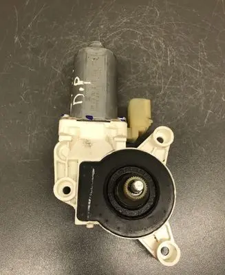 Chrysler Sebring (JS) Front door window regulator motor 05155522AA