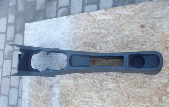 Opel Corsa D Center console 13184076 460029937