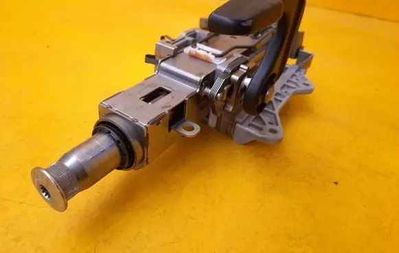 Audi Q3 8U Steering wheel axle 5N1419502D