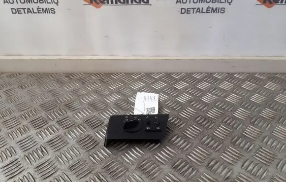 BMW X3 E83 Light switch