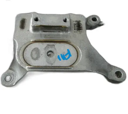 Audi A6 S6 C8 4K Gearbox mount 8W0399118C