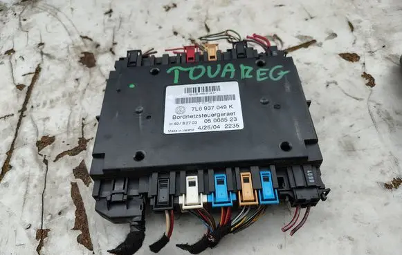 Volkswagen Touareg I Comfort/convenience module 7L6937049K