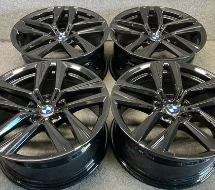 BMW i4 R18 alloy rim 6896768