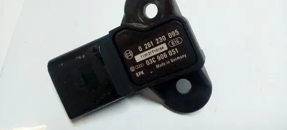 Audi A4 S4 B8 8K Air pressure sensor 0261230095