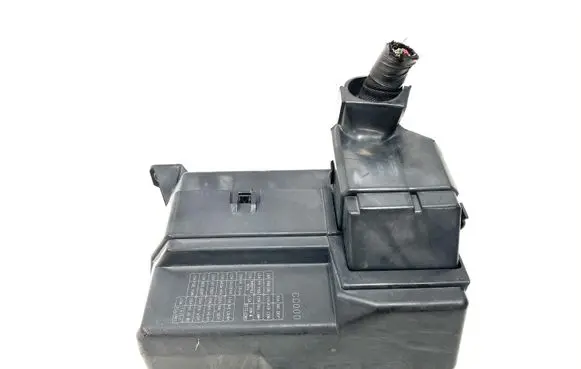 Nissan Murano Z50 Fuse module 284B97Y000 7154708230