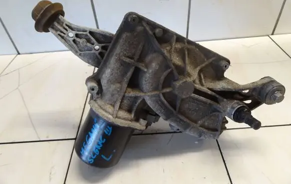 Renault Megane III Wiper motor W000002191