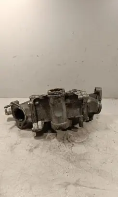 Jaguar XE EGR valve cooler G4D39F464AD